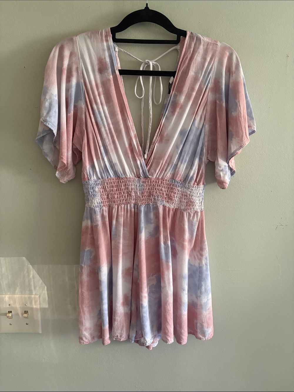 Final Touch Pink & Lavender Tie-Dye V-Neck Smocked Romper M